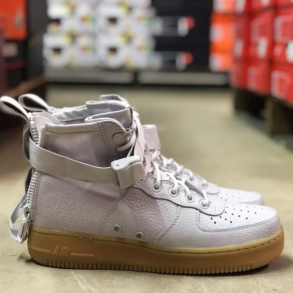 Nike Shoes - ✔️😍Nike AIR FORCE 1 SF Mid WMNS Grey/Tan Multi Sz